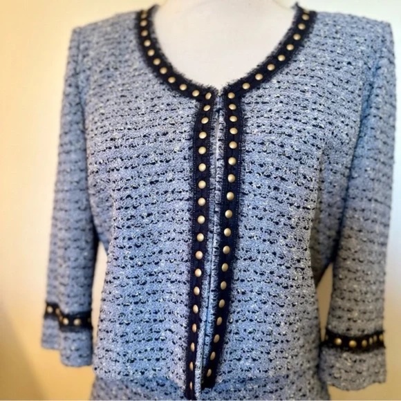 St. John Collection jacket size 10 skirt size 8 EUC - Picture 2 of 7